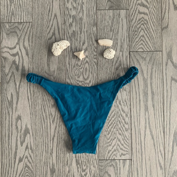 Zaful Bikini Bottom🏖💙✨ - Picture 2 of 3